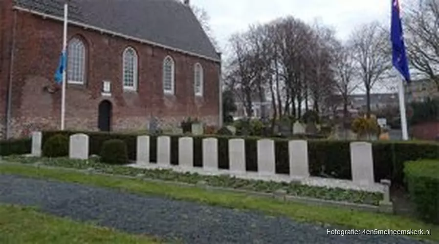 Vliegers neergestorte Britse Lancaster herdacht in Heemskerk