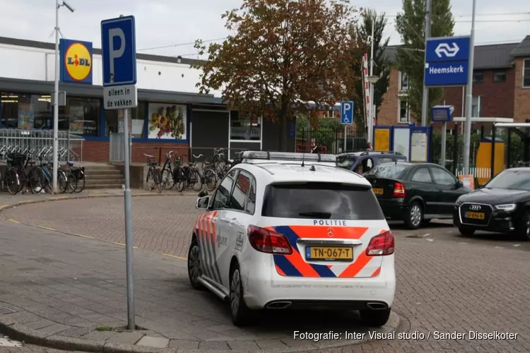 Politie op zoek naar getuigen van neersteken 85-jarige man in Heemskerk
