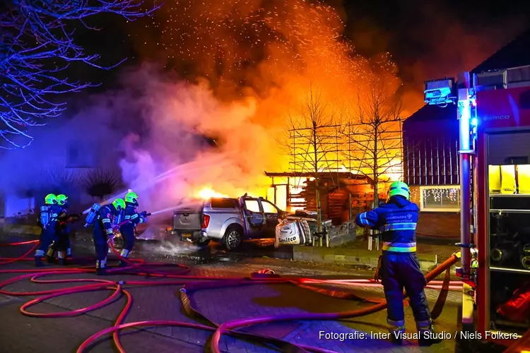 Grote brand aan de Maerten van Heemskerckstraat in Heemskerk