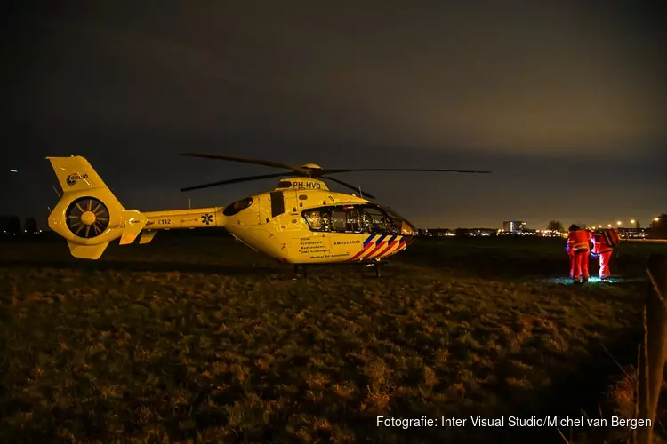 Traumahelikopter landt in Heemskerk voor medische assistentie