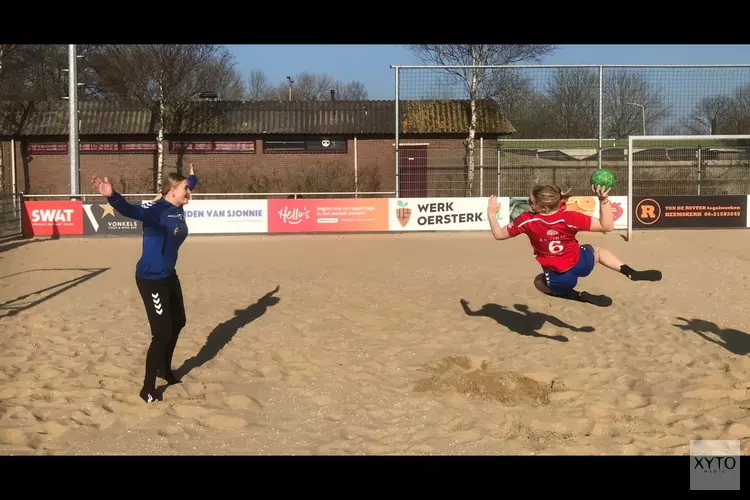 Groots Beach Handball Toernooi bij Handbalvereniging DSS op 11 en 12 juni