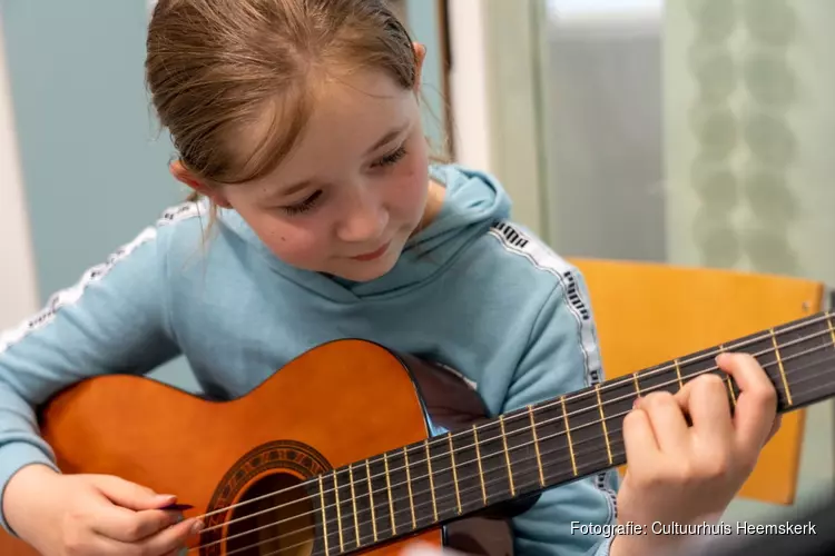 Muzieksafari: probeer gratis een instrument uit bij Cultuurhuis Heemskerk