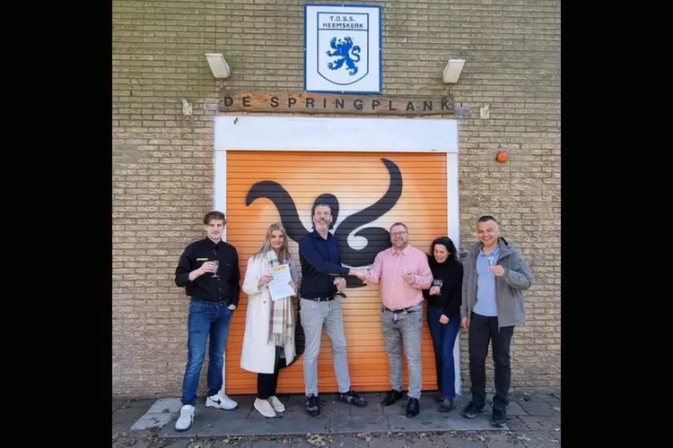 TOSS presenteert nieuwe sponsor sporthal