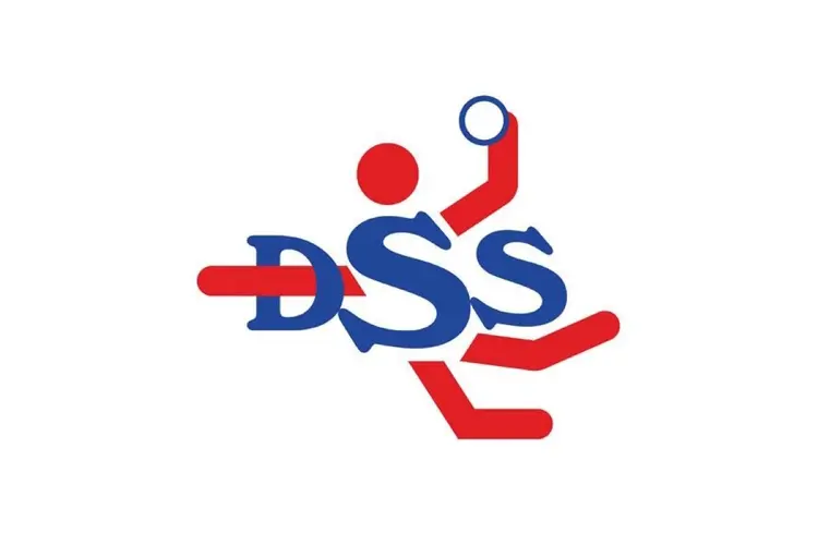 DSS laat in de eerste fase van de wedstrijd over zich heen lopen