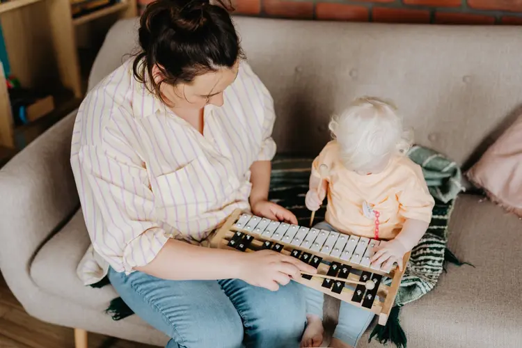 Muziek bevordert de ontwikkeling van jonge kinderen