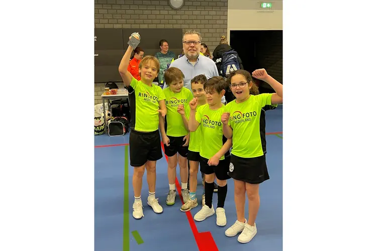 Schoolkorfbal: kampioensbeker naar Otterkolken